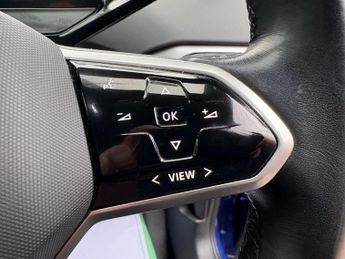 Volkswagen ID.4 Pure 52kWh Life Auto 5dr