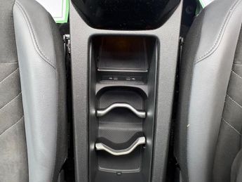 Volkswagen ID.4 Pure 52kWh Life Auto 5dr