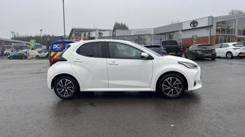 Toyota Yaris 1.5 VVT-h Design E-CVT Euro 6 (s/s) 5dr
