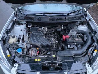 Nissan Qashqai 1.6 n-tec+ 2WD Euro 5 5dr