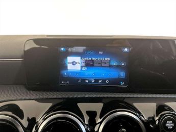 Mercedes-Benz A Class 1.3 A180 SE Hatchback 5dr Petrol Manual Euro 6 (s/s) (136 ps)