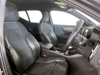 Volvo XC40 1.5h T5 Twin Engine Recharge 10.7kWh R-Design SUV 5dr Petrol Plu