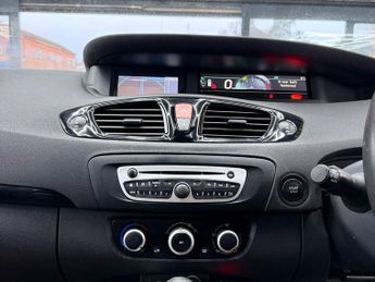 Renault Scenic 1.5 dCi Dynamique TomTom Euro 5 5dr