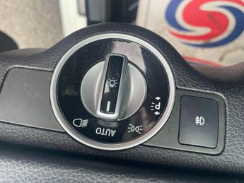 Mercedes-Benz C Class 1.8 C250 BlueEfficiency Sport G-Tronic+ Euro 5 (s/s) 4dr