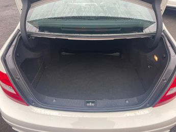 Mercedes-Benz C Class 1.8 C250 BlueEfficiency Sport G-Tronic+ Euro 5 (s/s) 4dr