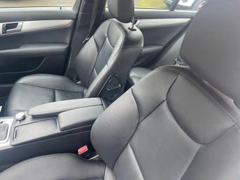 Mercedes-Benz C Class 1.8 C250 BlueEfficiency Sport G-Tronic+ Euro 5 (s/s) 4dr