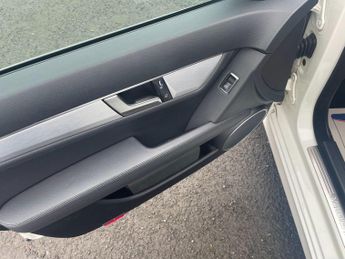 Mercedes-Benz C Class 1.8 C250 BlueEfficiency Sport G-Tronic+ Euro 5 (s/s) 4dr