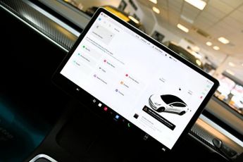 TESLA Model 3 Standard Range Plus Saloon 4dr Electric Auto RWD (241 bhp) +FREE