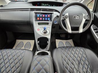 Toyota Prius 2013 1.8 petrol hybrid