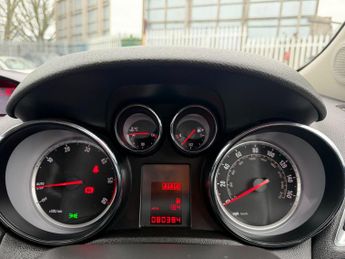 Vauxhall Mokka 1.6 CDTi Exclusiv 2WD Euro 6 (s/s) 5dr