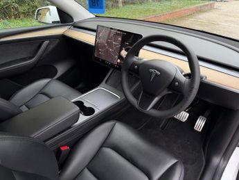 Tesla Model Y (Dual Motor) Performance Auto 4WDE 5dr