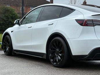 Tesla Model Y (Dual Motor) Performance Auto 4WDE 5dr