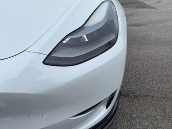 Tesla Model Y (Dual Motor) Performance Auto 4WDE 5dr