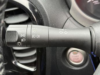 Nissan Juke 1.6 N-Connecta XTRON Euro 6 5dr