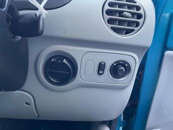 Renault Kangoo 1.6 16v Expression 5dr