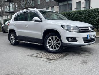 Volkswagen Tiguan 2.0 TDI BlueMotion Tech SE DSG 4WD Euro 5 (s/s) 5dr