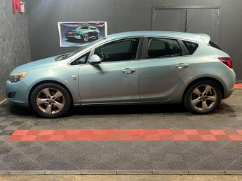 Vauxhall Astra 1.7 CDTi SRi Euro 5 5dr