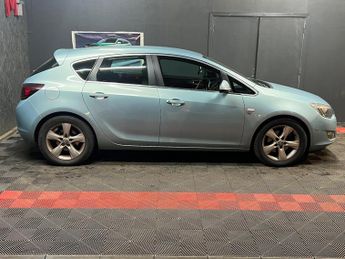 Vauxhall Astra 1.7 CDTi SRi Euro 5 5dr