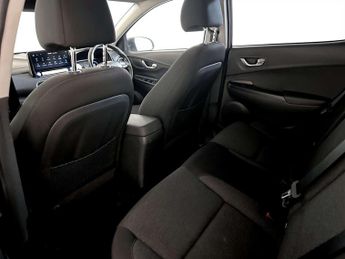 Hyundai KONA 39kWh Premium SUV 5dr Electric Auto (10.5kW Charger) (136 ps)