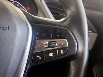 BMW 1 Series 1.5 118i SE (LCP) Hatchback 5dr Petrol DCT Euro 6 (s/s) (136 ps)