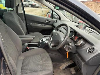 Peugeot 5008 2.0 HDi Allure Auto Euro 5 5dr