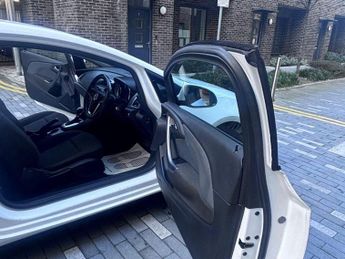 Vauxhall Astra GTC 1.4T Sport Auto Euro 5 3dr
