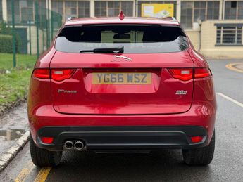 Jaguar F-PACE 2.0 D180 R-Sport Auto AWD Euro 6 (s/s) 5dr