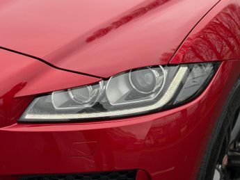 Jaguar F-PACE 2.0 D180 R-Sport Auto AWD Euro 6 (s/s) 5dr