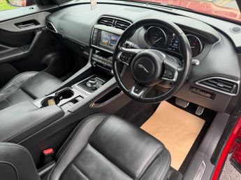 Jaguar F-PACE 2.0 D180 R-Sport Auto AWD Euro 6 (s/s) 5dr