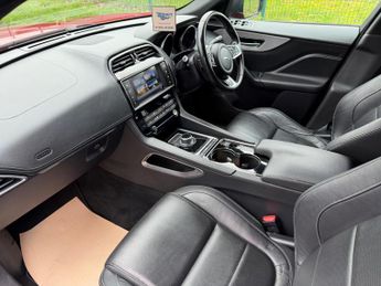 Jaguar F-PACE 2.0 D180 R-Sport Auto AWD Euro 6 (s/s) 5dr