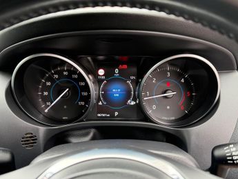 Jaguar F-PACE 2.0 D180 R-Sport Auto AWD Euro 6 (s/s) 5dr
