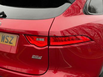 Jaguar F-PACE 2.0 D180 R-Sport Auto AWD Euro 6 (s/s) 5dr