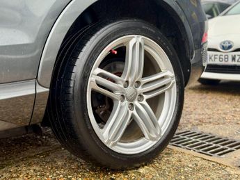 Audi Q3 2.0 TDI S line Plus S Tronic quattro Euro 6 (s/s) 5dr