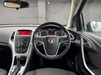 Vauxhall Astra 1.6 16v SRi Auto Euro 5 5dr