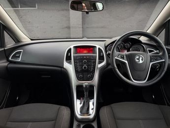 Vauxhall Astra 1.6 16v SRi Auto Euro 5 5dr