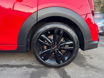 MINI Hatch 2.0 Cooper S Sport Steptronic Euro 6 (s/s) 5dr