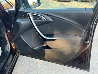 Vauxhall Astra 2.0 CDTi SRi Sports Tourer Auto Euro 5 5dr