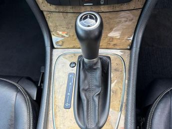 Mercedes-Benz E Class 3.0 E320 CDI Sport G-Tronic 5dr