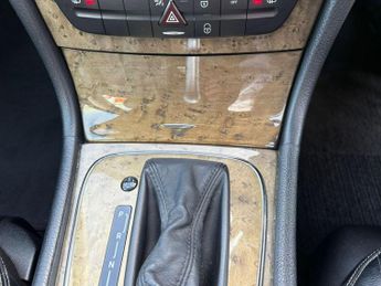 Mercedes-Benz E Class 3.0 E320 CDI Sport G-Tronic 5dr