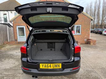 Volkswagen Tiguan 2.0 TDI BlueMotion Tech Match 4WD Euro 5 (s/s) 5dr