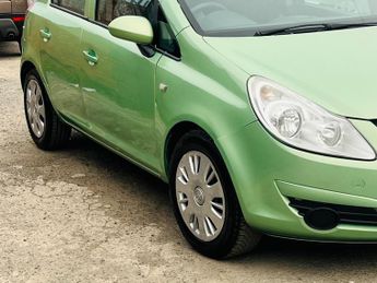 Vauxhall Corsa 1.4i 16v Exclusiv 5dr