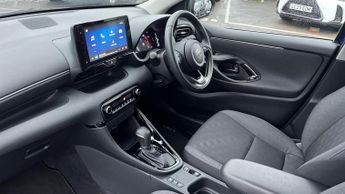 Toyota Yaris 1.5 VVT-h Design E-CVT Euro 6 (s/s) 5dr