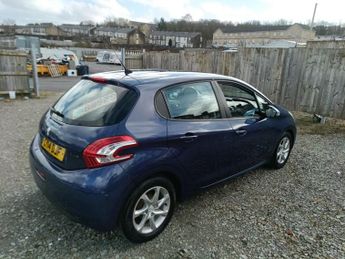 Peugeot 208 1.2 VTi Active Euro 5 5dr