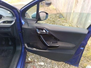 Peugeot 208 1.2 VTi Active Euro 5 5dr