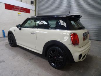 MINI Hatch 2.0 Cooper S Sport Steptronic Euro 6 (s/s) 3dr
