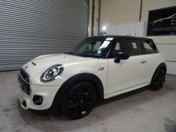 MINI Hatch 2.0 Cooper S Sport Steptronic Euro 6 (s/s) 3dr