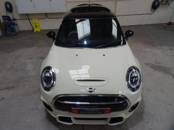 MINI Hatch 2.0 Cooper S Sport Steptronic Euro 6 (s/s) 3dr