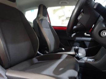 Volkswagen up! 1.0 High up! Euro 5 3dr