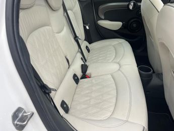 MINI Hatch 1.5 Cooper Exclusive Hatchback 5dr Petrol Steptronic Euro 6 (s/s