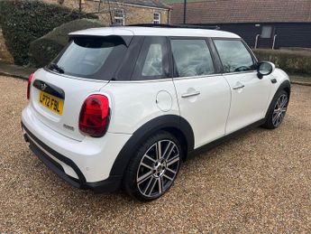 MINI Hatch 1.5 Cooper Exclusive Hatchback 5dr Petrol Steptronic Euro 6 (s/s